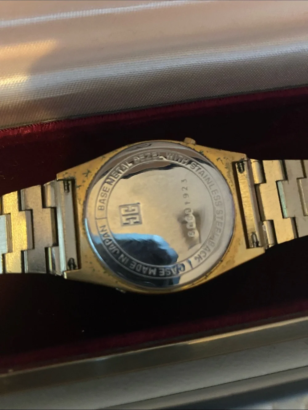 Gold Men's Chronosonic Digital Bracelet Watch never used original boxes/reciept